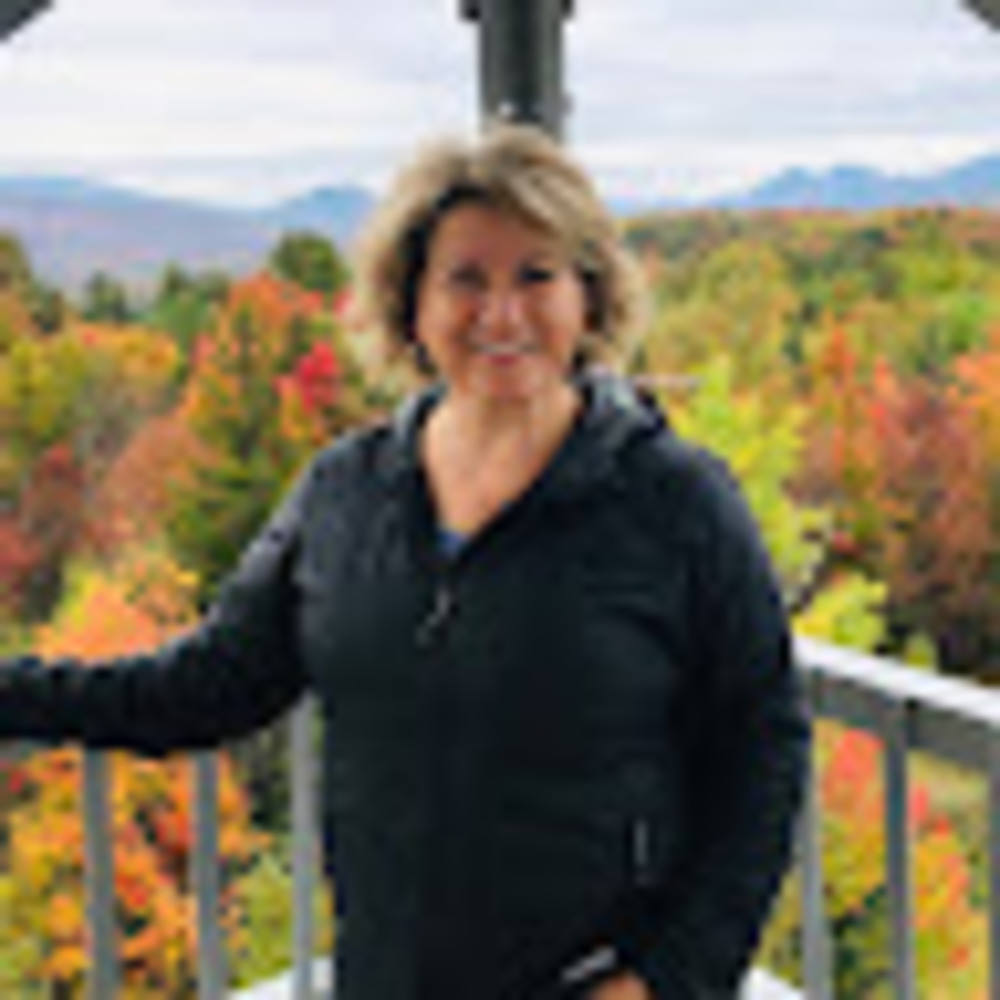 Meet your Posher, Loretta